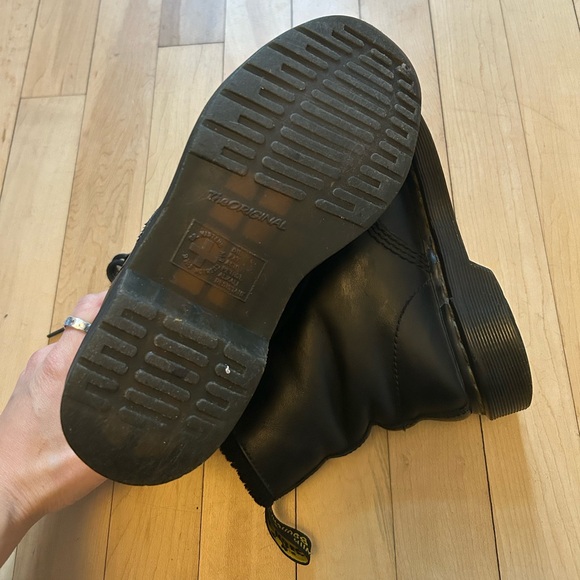 Dr. Martens 1460 Serena Women’s Faux Fur Lined Black Leather Boots - Picture 5 of 6